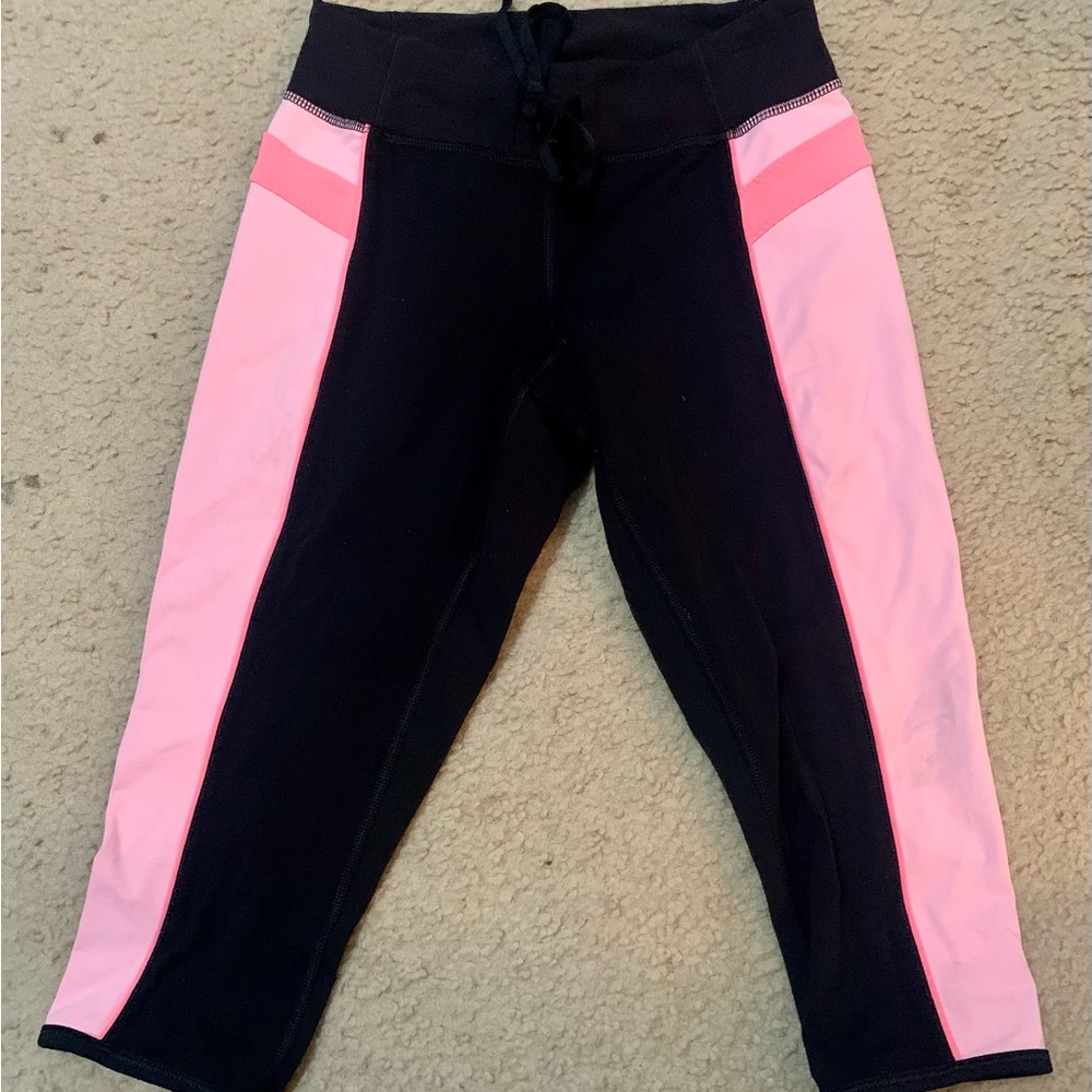 Lululemon capri pants
